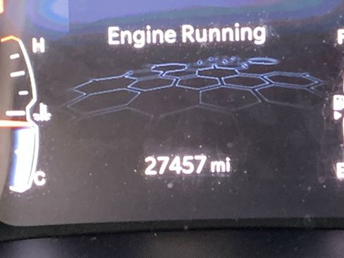 Used 2025 Jeep Compass Limited image 9