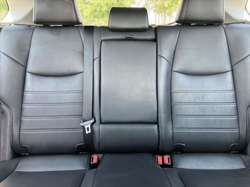 Certified 2021 Toyota RAV4 XLE Premium AWD/4WD image 31