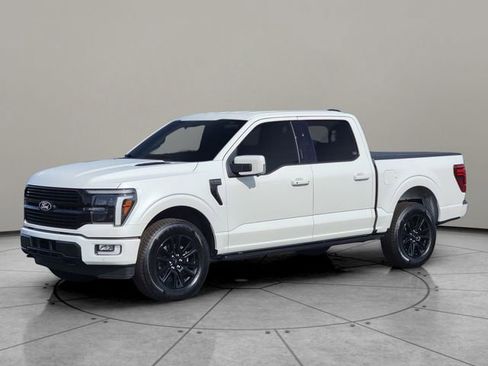 Certified 2024 Ford F150 Platinum w/ FX4 Off-Road Package AWD/4WD image 3