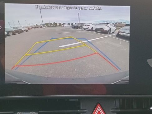 Used 2025 Kia Sportage EX image 15