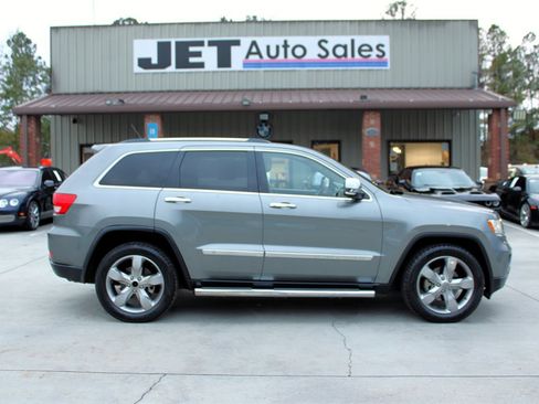 Used 2012 Jeep Grand Cherokee Overland image 8
