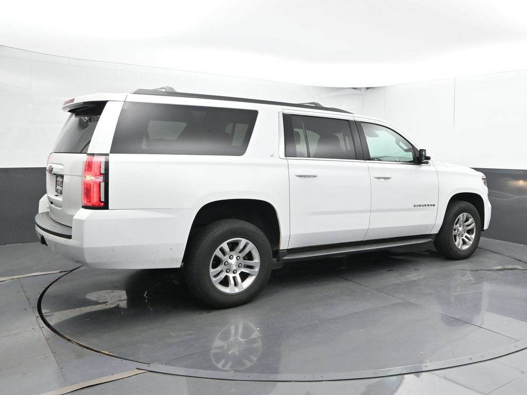 Used 2017 Chevrolet Suburban LT AWD/4WD image 3
