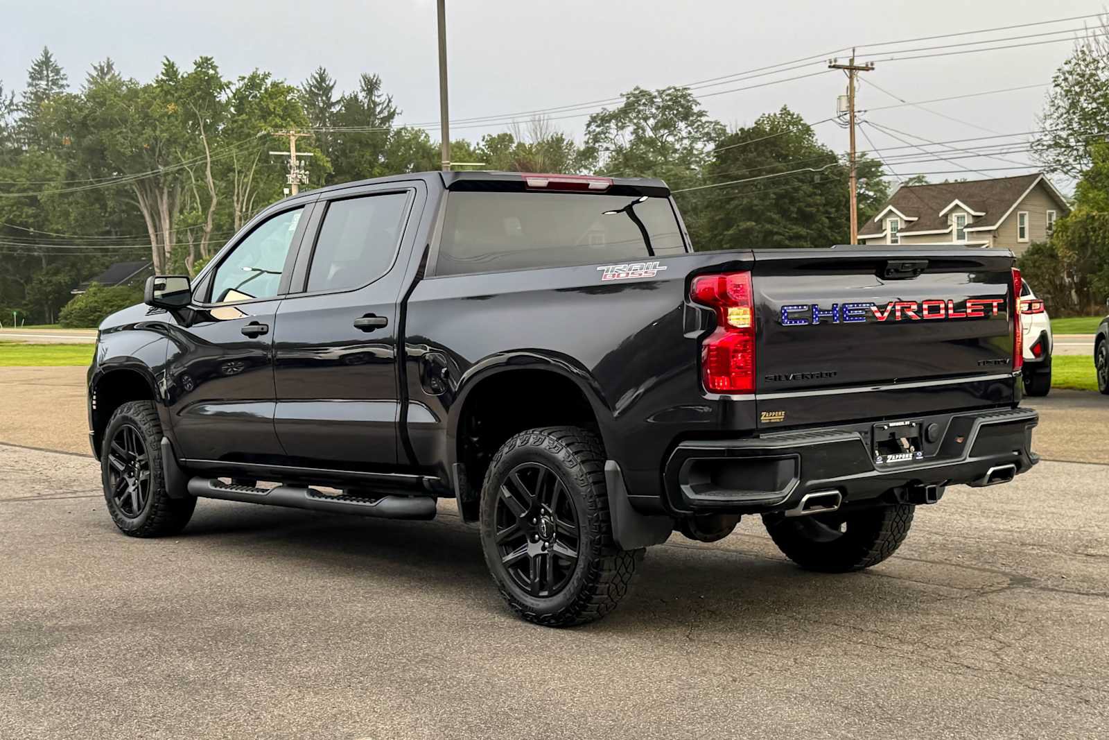 Used 2023 Chevrolet Silverado 1500 Custom Trail Boss w/ LPO, Dark Essentials Package AWD/4WD image 3