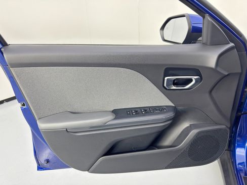 Used 2025 Kia K4 EX image 42