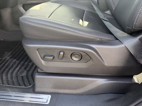 New 2025 Chevrolet Silverado 2500 LTZ w/ LTZ Convenience Package image 20