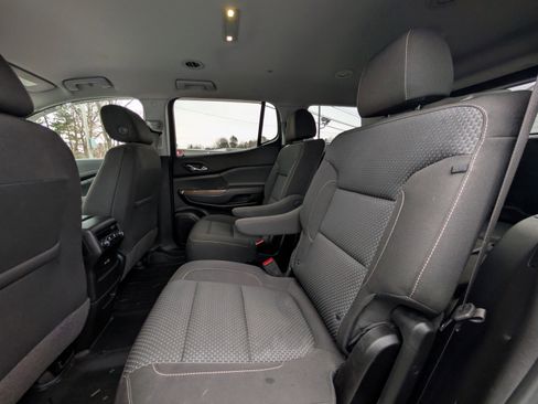 Used 2021 GMC Acadia SLE image 30