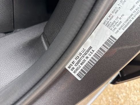 New 2026 RAM 1500 Big Horn w/ Night Edition image 32