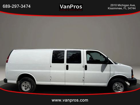 Used 2016 GMC Savana 2500 Extended RWD image 6