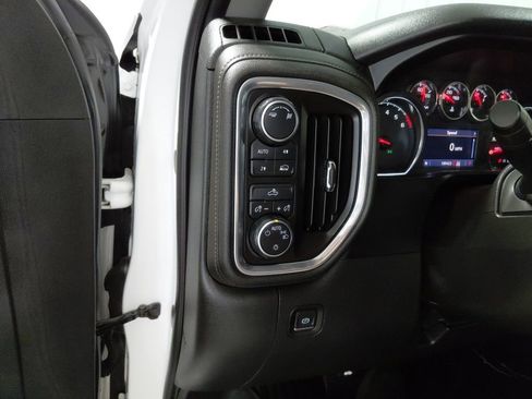 Used 2019 Chevrolet Silverado 1500 LT w/ All-Star Edition image 31