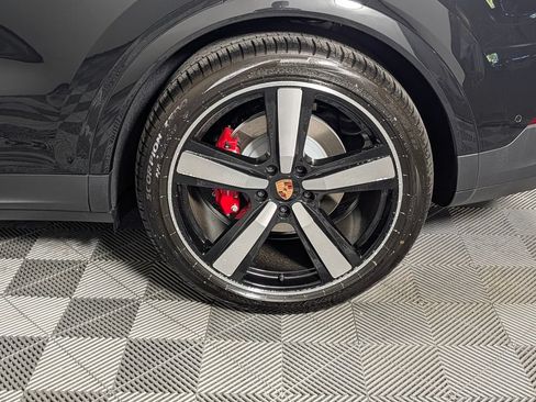 New 2026 Porsche Cayenne S AWD/4WD image 12