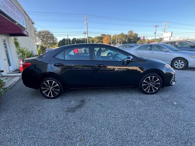 Used 2017 Toyota Corolla SE w/ Carpet Mat Package (TMS) FWD image 8