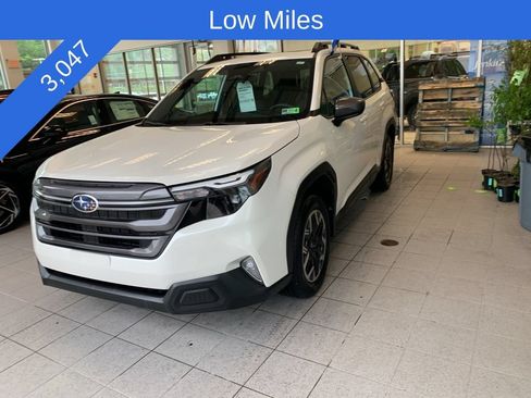 Used 2026 Subaru Forester Premium w/ Base/Premium Package AWD/4WD image 2