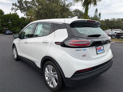 Used 2023 Chevrolet Bolt LT image 6