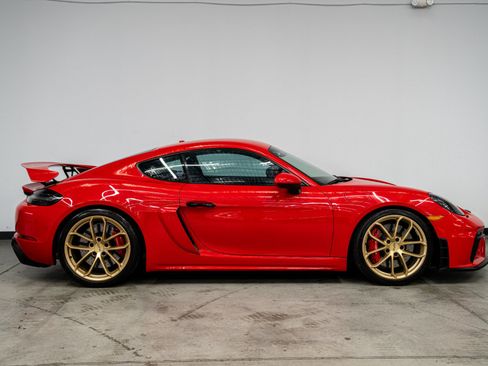 Used 2020 Porsche 718 Cayman GT4 RWD image 44