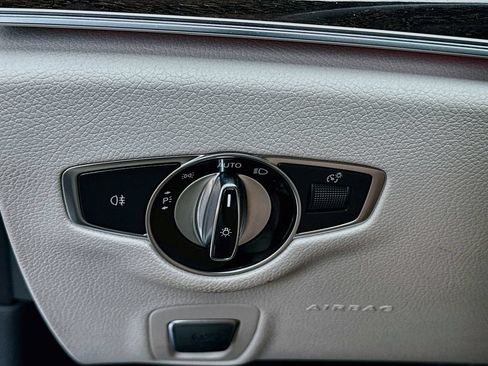 Used 2020 Mercedes-Benz E 450 4MATIC Sedan image 11