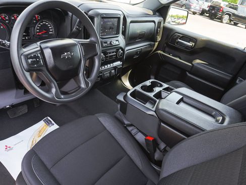 Used 2024 Chevrolet Silverado 1500 Custom w/ Rally Edition AWD/4WD image 14