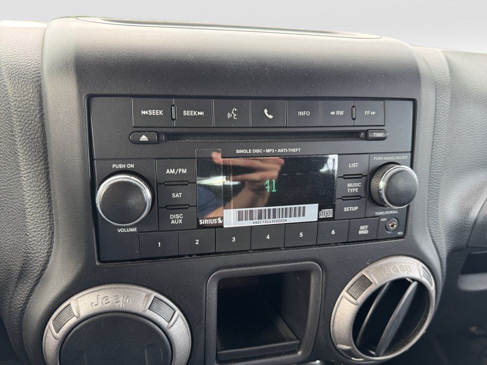 Used 2013 Jeep Wrangler Unlimited Sport w/ Connectivity Group AWD/4WD image 21