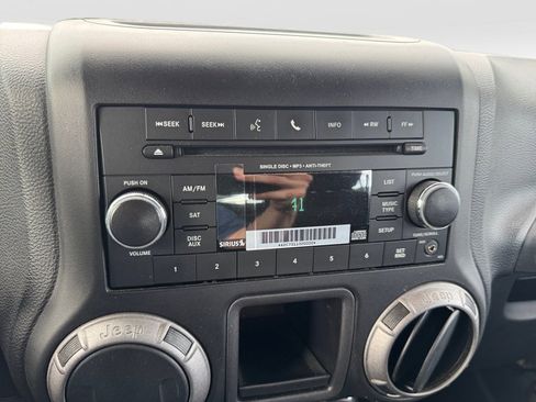 Used 2013 Jeep Wrangler Unlimited Sport w/ Connectivity Group AWD/4WD image 21