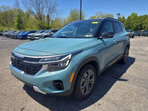 Used 2024 Kia Seltos S FWD image 3