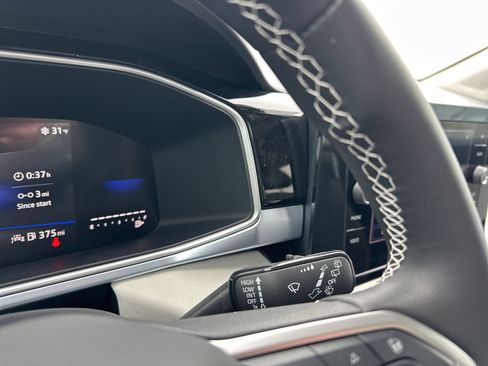 New 2026 Volkswagen Taos SE AWD/4WD image 40