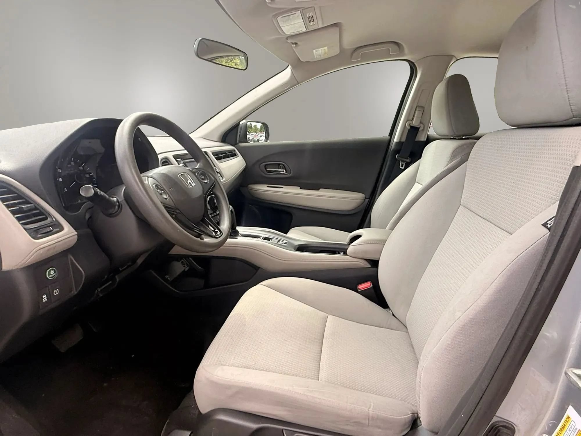 Used 2019 Honda HR-V LX image 10