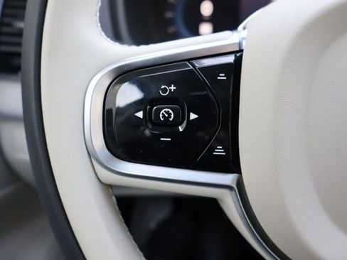 Used 2025 Volvo XC90 B6 Plus w/ Protection Package Premier image 22