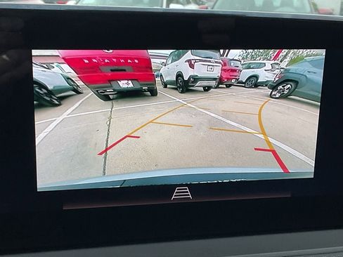 Used 2025 Buick Envista Preferred image 30