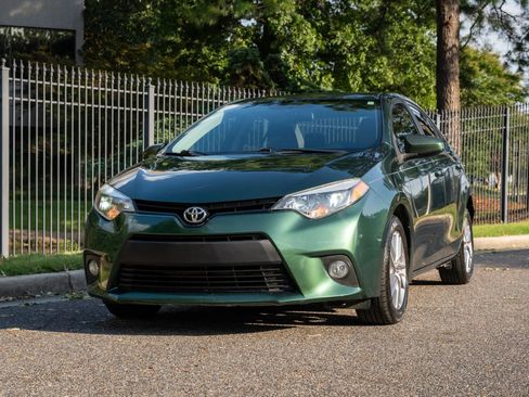 Used 2014 Toyota Corolla LE w/ Driver Convenience Package FWD image 2