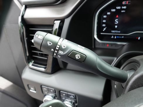 Used 2025 GMC Sierra 1500 AT4 w/ Technology Package AWD/4WD image 67