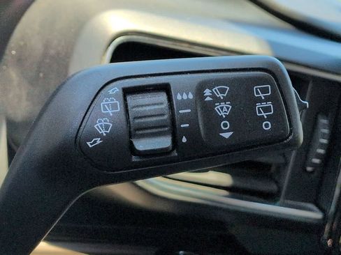 Used 2022 Ford Explorer Limited w/ Equipment Group 301A AWD/4WD image 27