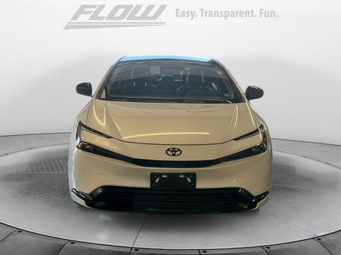 Used 2025 Toyota Prius AWD image 3