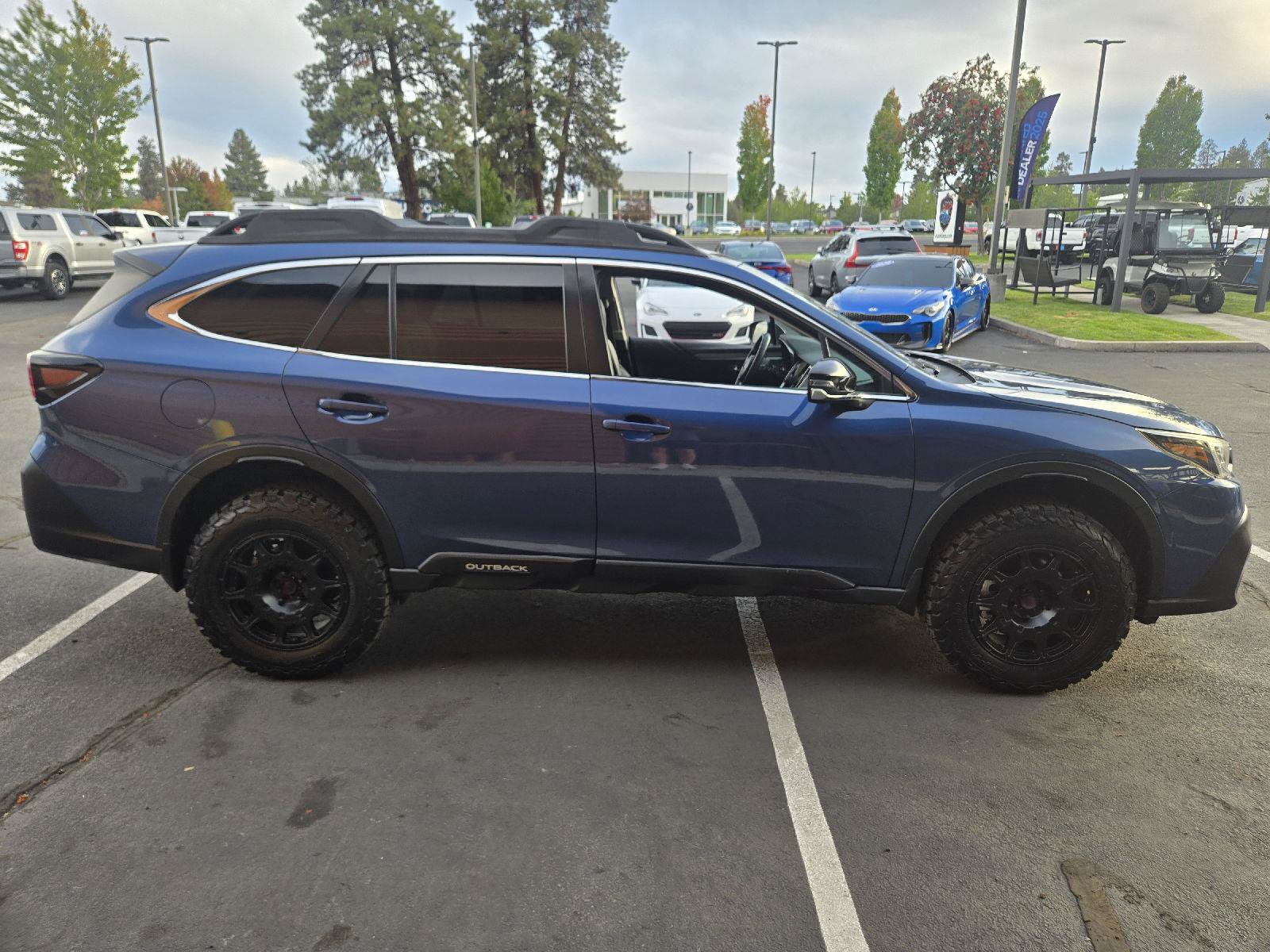 Used 2020 Subaru Outback Onyx Edition XT w/ Popular Package #2 AWD/4WD image 6