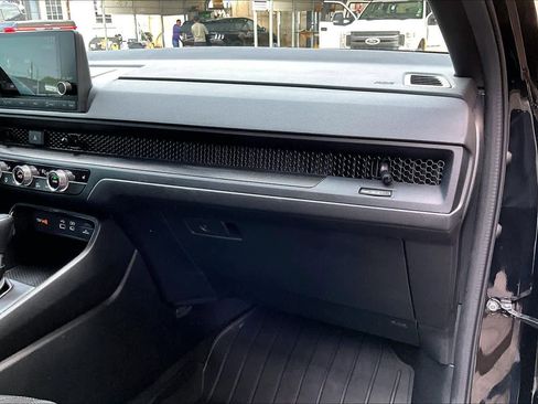 Used 2025 Honda CR-V Sport image 22