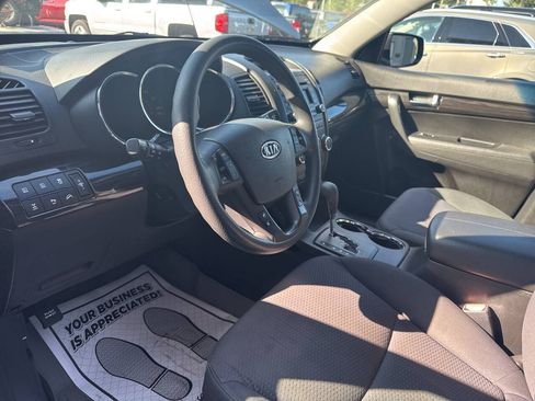 Used 2011 Kia Sorento LX w/ Convenience Pkg AWD/4WD image 15