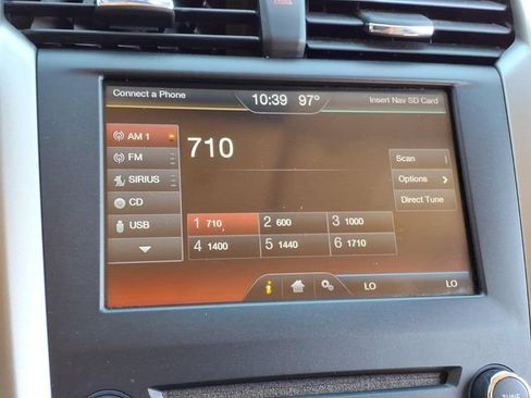 Used 2013 Ford Fusion SE FWD image 6
