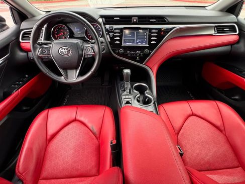 Used 2018 Toyota Camry XSE image 20