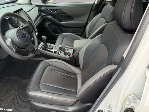 Used 2025 Subaru Crosstrek 2.5i Limited w/ Crosstrek Mirror Package image 30