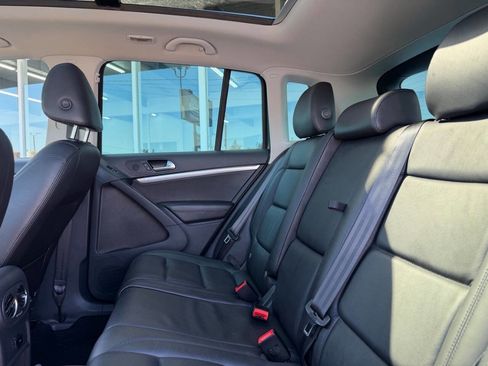 Used 2013 Volkswagen Tiguan SEL AWD/4WD image 20
