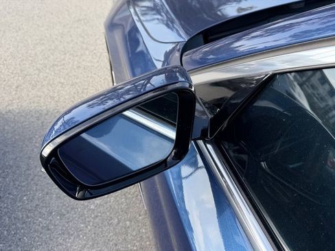 Used 2023 BMW 530i w/ Convenience Package image 34