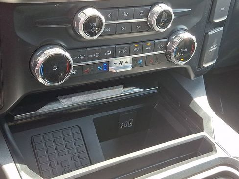 Certified 2023 Ford F250 Lariat w/ Chrome Package AWD/4WD image 15