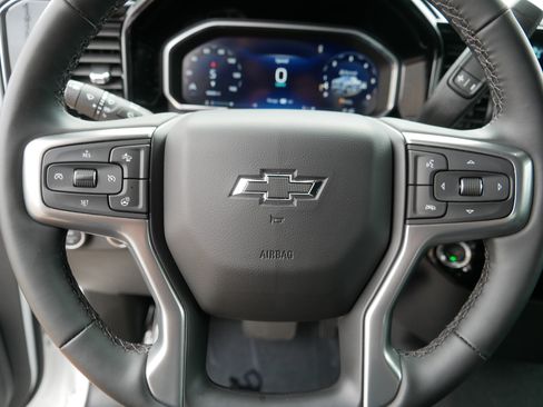Certified 2026 Chevrolet Silverado 1500 RST AWD/4WD image 25