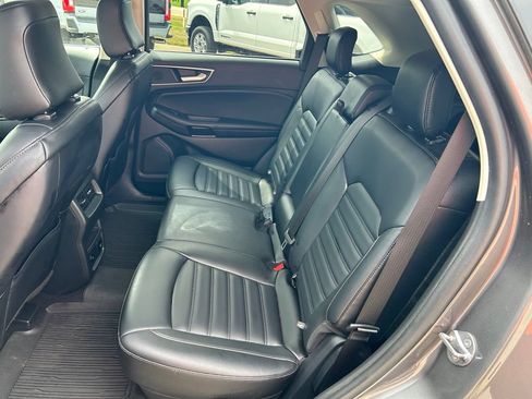 Used 2024 Ford Edge SEL w/ Convenience Package AWD/4WD image 11