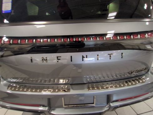 New 2026 INFINITI QX80 4WD w/ Sport Exterior Package image 31