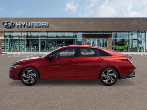 New 2026 Hyundai Elantra SEL Sport Premium FWD image 3