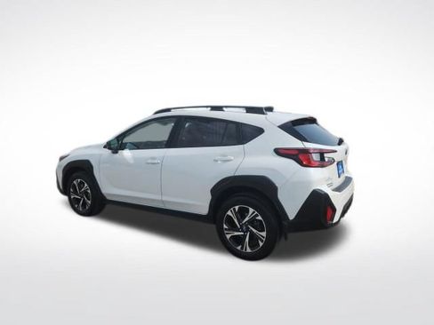 Used 2024 Subaru Crosstrek 2.0i Premium AWD/4WD image 5
