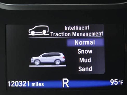 Used 2017 Honda Pilot Touring image 41