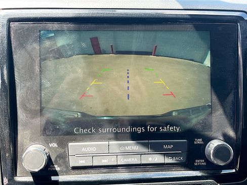 Used 2022 Nissan Frontier PRO-4X w/ Technology Package AWD/4WD image 14