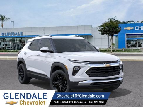 New 2026 Chevrolet TrailBlazer LT w/ Midnight Edition FWD image 7