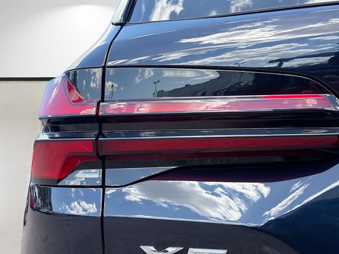 New 2026 BMW X5 sDrive40i w/ M Sport Package RWD image 10