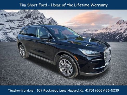 New 2025 Lincoln Corsair AWD w/ Towing Package image 3